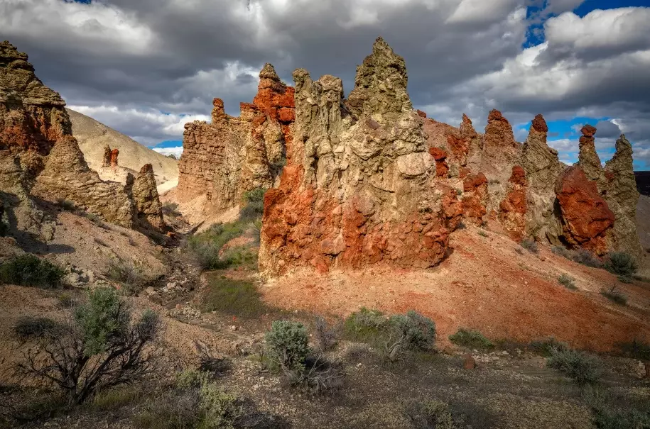 Oregon Desert Travel Guide: Secret High Desert Road Trip
