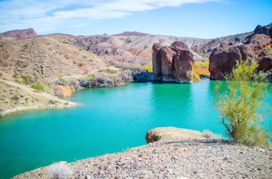 Lake Havasu City: Your Ultimate Guide to the Arizona Desert Oasis