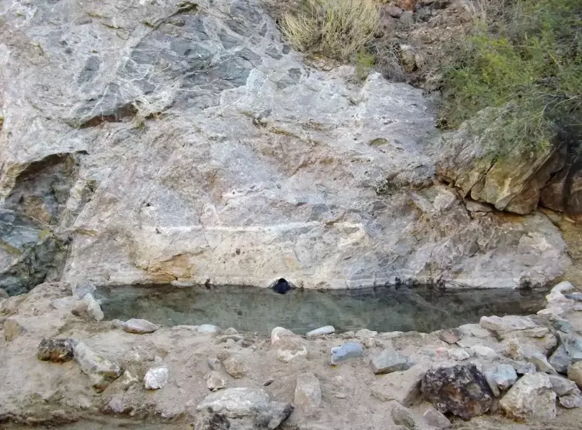 how to get to Kaiser Hot Springs
