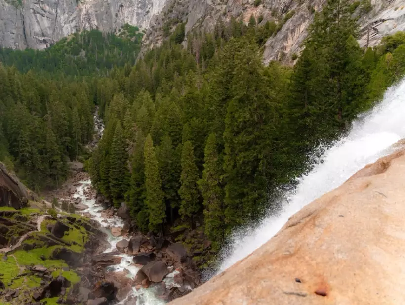 vernal falls trail